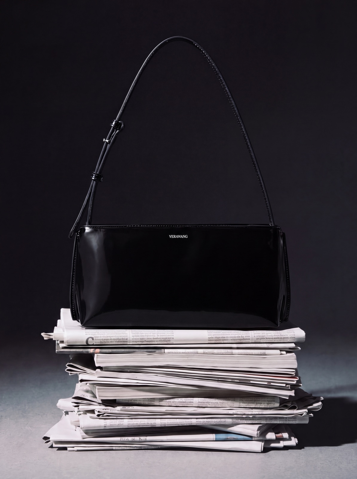 VERAWANG black handbag campaign image 3