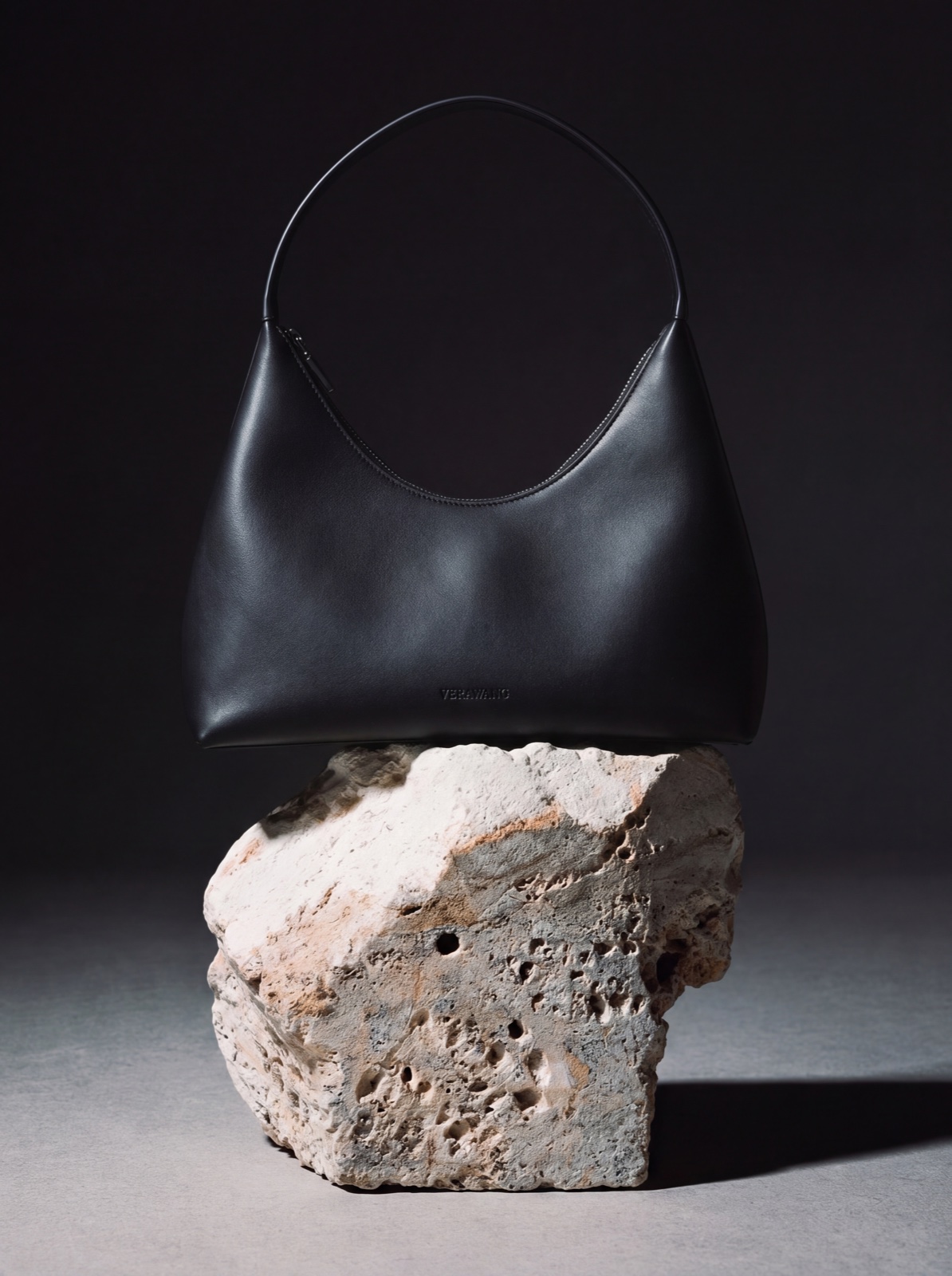 VERAWANG black handbag campaign image 4